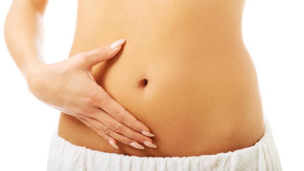 Con un correcto postoperatorio, la piel recupera su aspecto natural: sin marcas ni manchas.